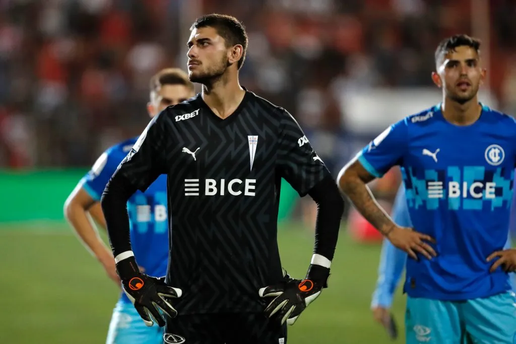 La lesión de Gillier fue un duro golpe en la UC | Foto: Photosport