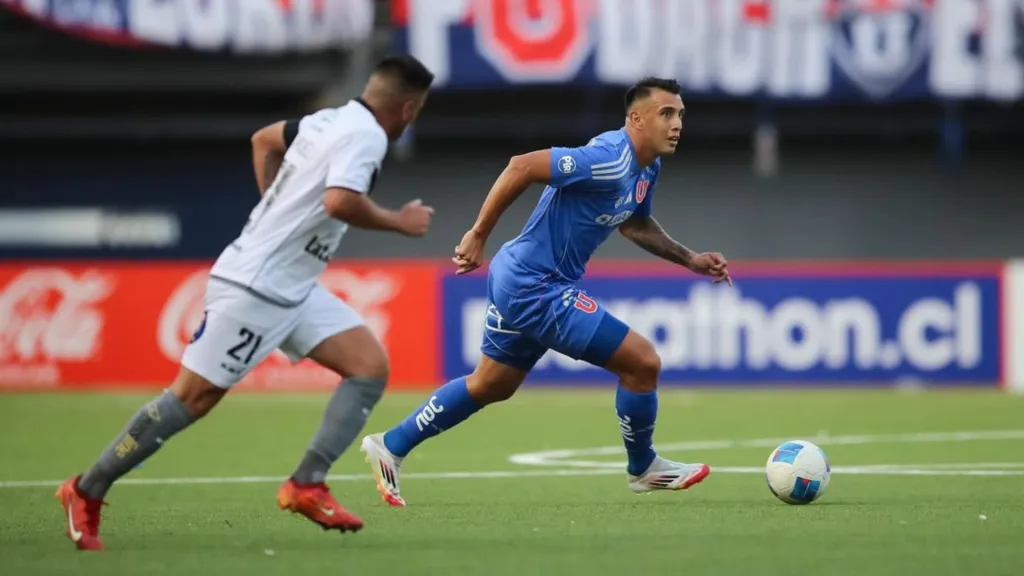 Cristián Olguín quiere una oportunidad para Rodrigo Contreras en la titularidad de Universidad de Chile.