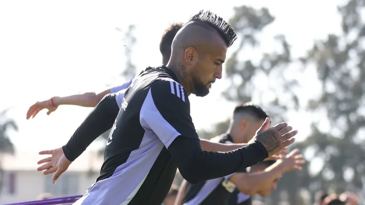 Arturo Vidal acelera su recuperación en Colo Colo. (Foto: @ColoColo)