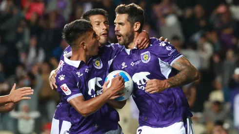 Joaquín Larrivey salvó a Deportes Concepción ante Deportes Temuco.