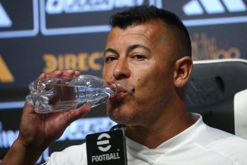 Almirón cargó contra la U. | Foto: Photosport