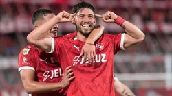 Gustavo Álvarez feliz por el presente de Felipe Loyola.