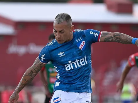 Eduardo Vargas se roba las miradas tras su heroico golazo en Uruguay