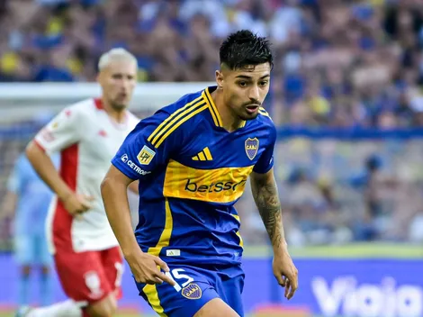 Williams Alarcón zafa de la guillotina en Boca e incluso recibe elogios