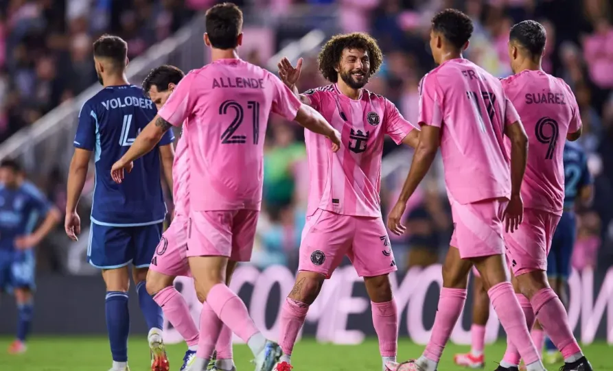 Maximiliano Falcón comienza a sumar elogios en Estados Unidos | FOTO: Imago