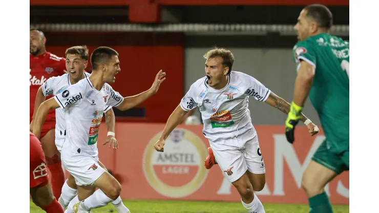 Ñublense fue eliminado de la Copa Libertadores por Boston River.