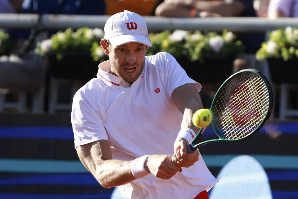 Nicolás Jarry sufrió lesión en su partido ante Camilo Ugo Carabelli. (Foto: Photosport)