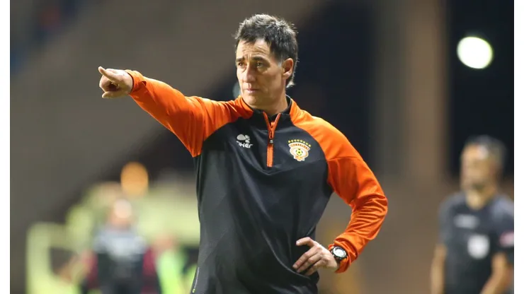 El técnico de los loínos prepara cambios para medirse ante San Marcos de Arica.