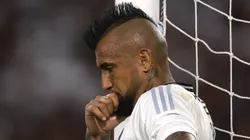En Colo Colo no tienen certezas de los tiempos de recuperación de Arturo Vidal.