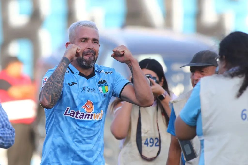 Matías Donoso tiene conversaciones con Cobreloa. (Foto: Photosport)