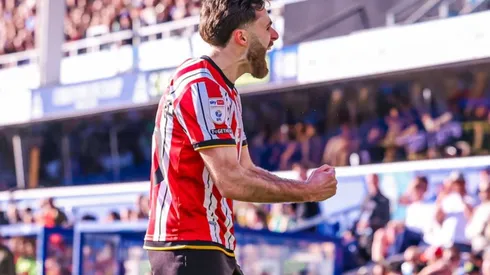 El atacante chileno no para de hacer goles en Inglaterra.