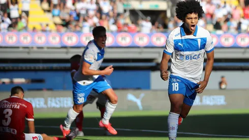 Universidad Católica lográ triunfo ante Deportes Iquique. (Foto: Photosport)