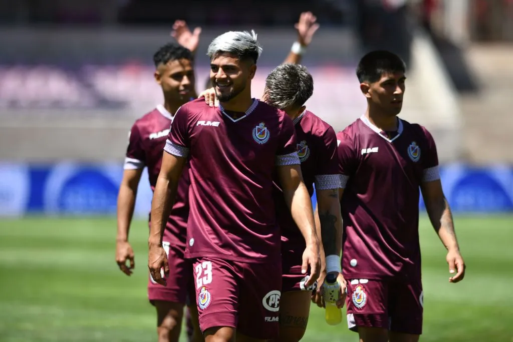 La Serena celebró primer triunfo en el torneo. | Foto: Photosport