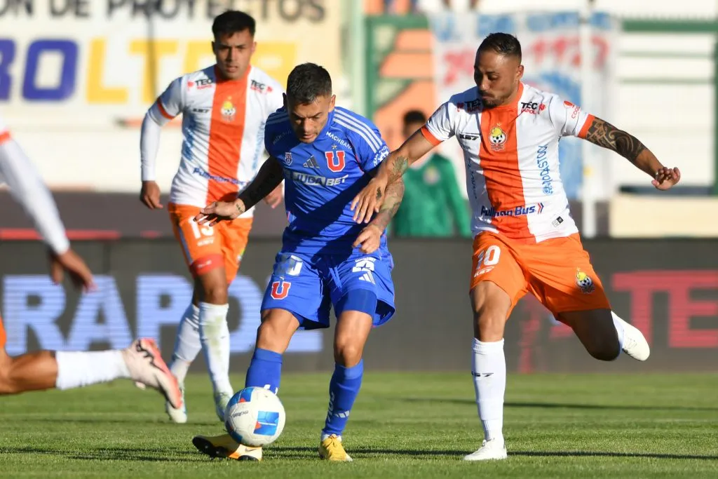Universidad de Chile no pudo en la altura de El Salvador y cayó ante Cobresal.