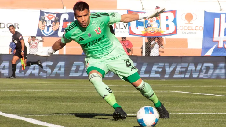Hugo Droguett en desacuerdo con el retiro de Cristopher Toselli.
