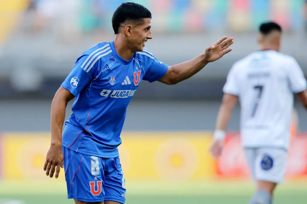 Herrera quiere que Poblete sea un fijo en la U. | Foto: Photosport