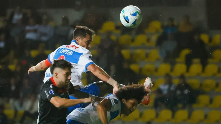 Universidad CAtólica le dijo adiós a la Copa Sudamericana en fase previa.