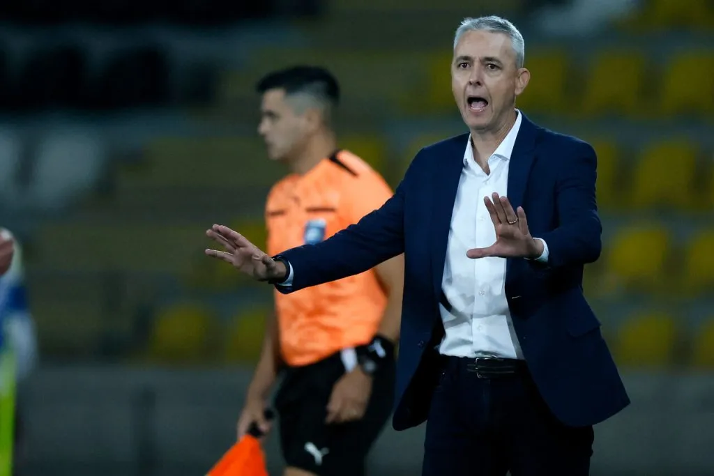 Nunes con la soga al cuello en la UC. | Foto: Photosport