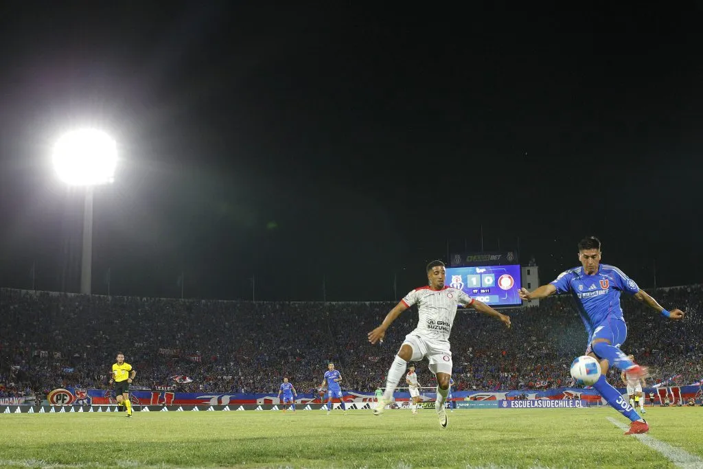 Universidad de Chile estará todo marzo fuera del Estadio Nacional.