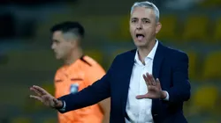 Exigen salida de Nunes.