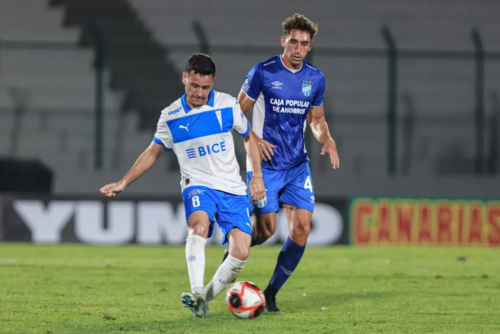 Desde su llegada a la UC, Fernando Zuqui no termina de convencer del todo al hincha cruzado | FOTO: FocoUy/Photosport