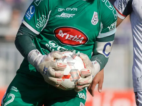 Hinchas de la UC reaccionan a la llegada de arquero de la Segunda División