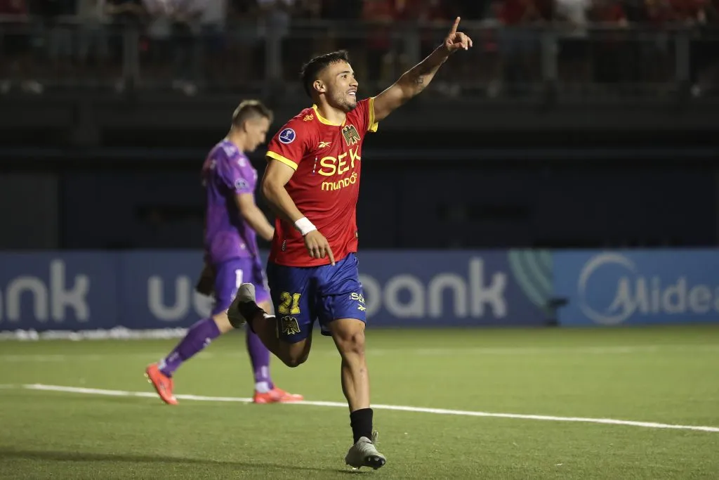 Díaz fue el autor del último penal de Unión Española | FOTO: Felipe Zanca/Photosport