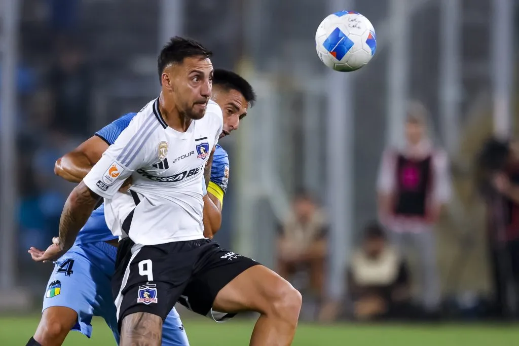 Javier Correa ha desperdiciados claras chances de gol en los últimos encuentros del albo | FOTO: Pepe Alvujar/Photosport