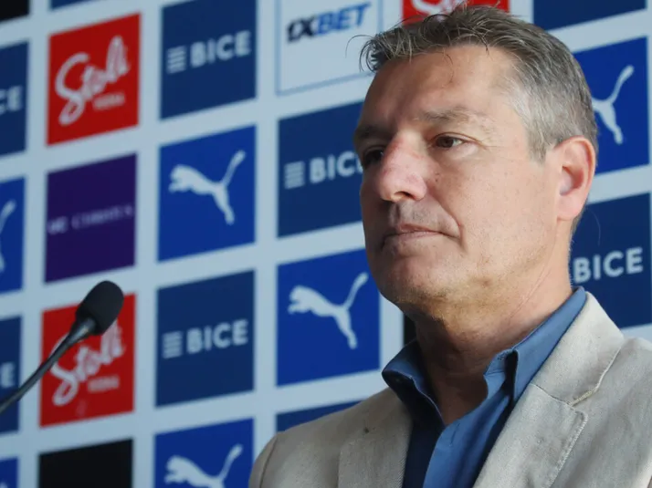 "Es por masacre el mejor...": salen en defensa de Buljubasich en la UC