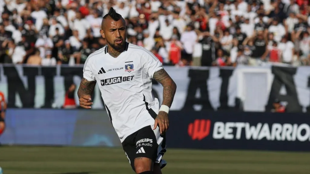 Arturo Vidal sigue siendo baja en Colo Colo (Foto: Photosport)