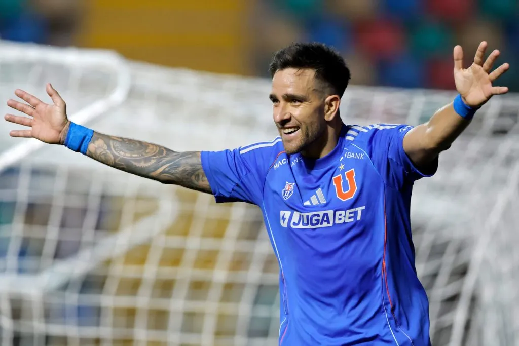 Zaldivia entrega buenas noticias en la U. | Foto: Photosport