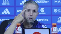 Exfiguras azules advierten a Gustavo Álvarez por posibles problemas en la interna de la U.