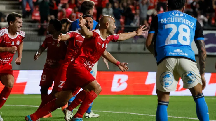 Unión La Calera logró un triunfo ante Huachipato en el Nicolás Chahuán. (Foto: Photosport)