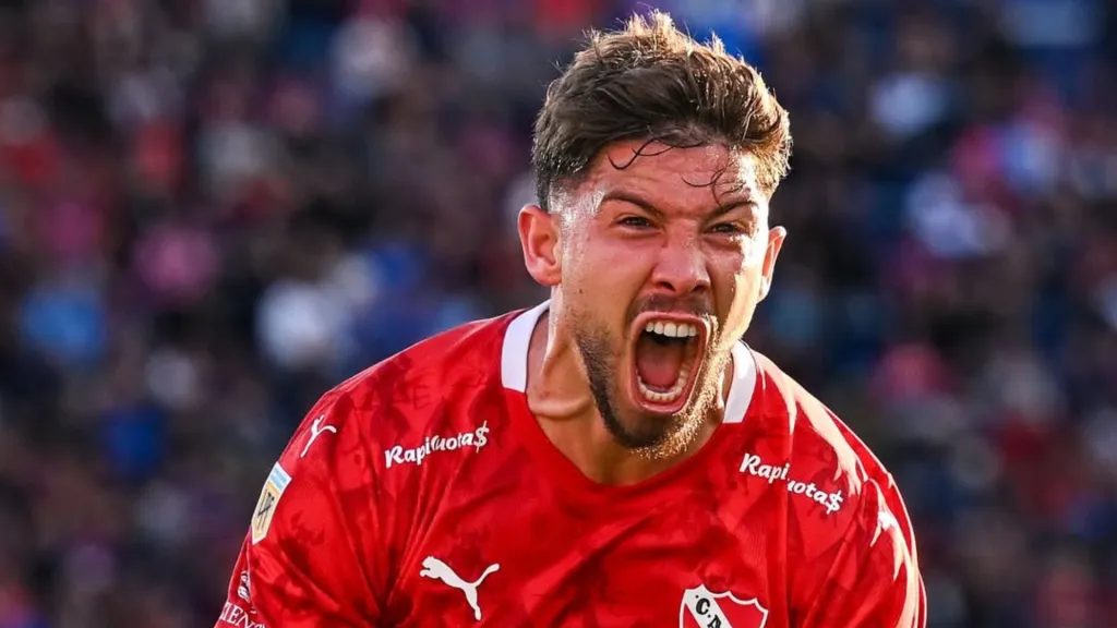 Felipe Loyola le entregó un triunfo a Independiente de Avellaneda.