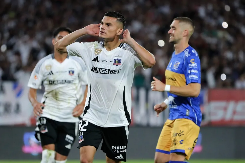 Cepeda fue la figura en el triunfo ‘Albo’ | Foto: Photosport