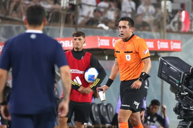 Manuel Vergara entregó un completo informe sobre los hechos ocurridos en el duelo de Colo Colo vs Everton (Foto: Jonnathan Oyarzun/Photosport)