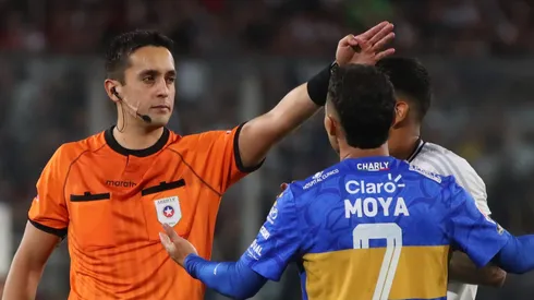 Así operó el VAR en el polémico penal en el partido de Colo Colo vs. Everton (Foto: Jonnathan Oyarzun/Photosport)