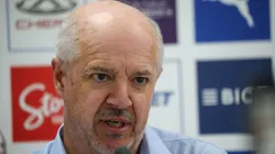 A Sagredo no le gustó la postura de la dirigencia cruzada por la suspensión de los partidos.