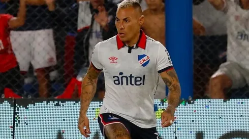 Eduardo Vargas podría perder terreno con la nominación de Fernando Zampedri a La Roja