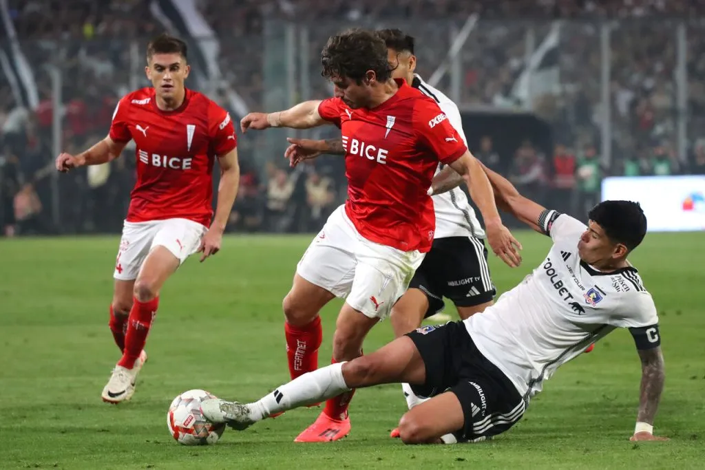 La UC y Colo Colo debían enfrentarse este sábado. | Foto: Photosport
