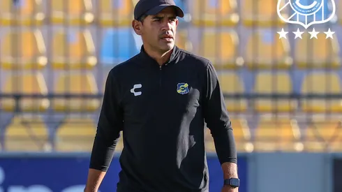 Aseguran que la ANFP autorizó a Julio Barroso a ser DT de Everton.