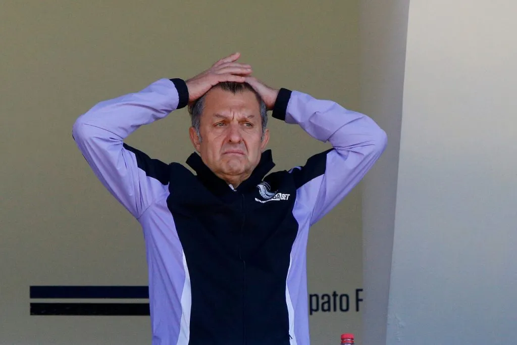 Mosa salió lesionado en Colo Colo. | Foto: Photosport