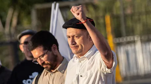 Edmundo Valladares revela su postura sobre la continuidad de Jorge Almirón en Colo Colo.