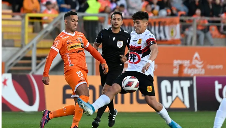 Cobreloa empata y hubo movimientos en la tabla de la B
