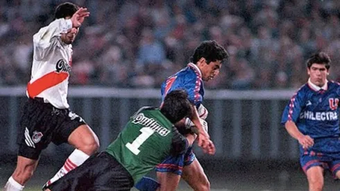 Un recordado crack argentino de Universidad de Chile se lanzó contra River Plate.