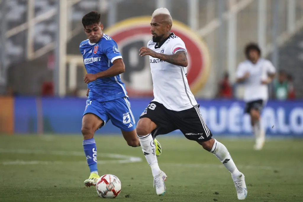Arturo Vidal se mofa de la U previo al sorteo de la Copa Libertadores. (Foto: Dragomir Yankovic/Photosport)