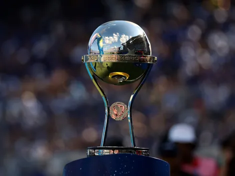 Definidos los grupos de la Copa Sudamericana 2025: estos son los tres favoritos para levantar el trofeo