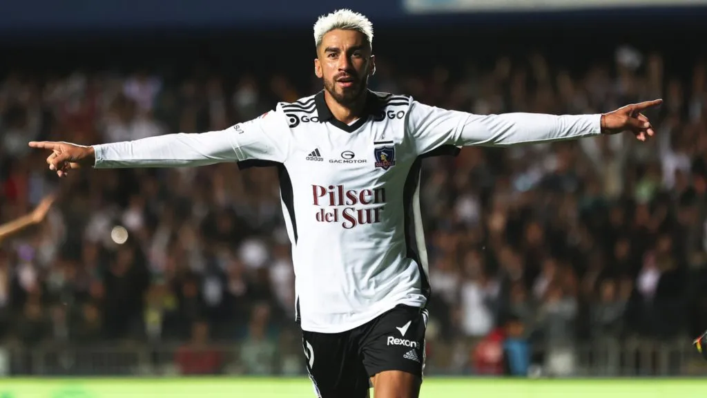 Juan Martín Lucero comienza a sonar como posible refuerzo de Colo Colo, aunque existen dudas sobre su posible retorno (Photosport).