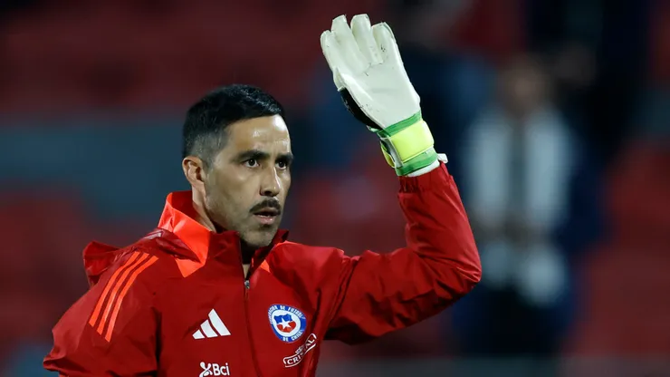 Claudio Bravo asumirá como comentarista deportivo (Photosport).