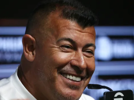 Almirón elige a Maradona como el mejor futbolista de la historia